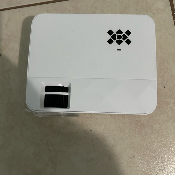 Mini projector - Picture 4 of 5